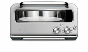 the Smart Oven Pizzaiolo Mini-Backofen